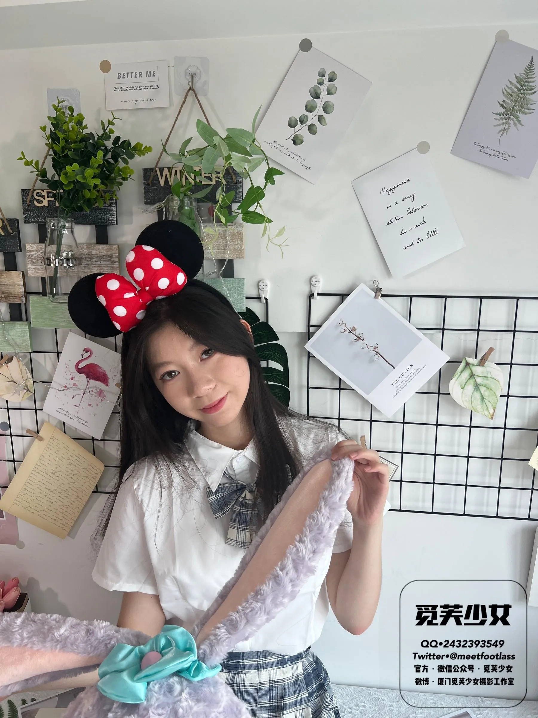 [觅芙少女]NO.003 风中摇曳的JK制服与18岁的青春一起绽放 [151P]插图7